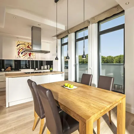 וילה Philine - Penthouse 28 Mit Panoramablick, Pool, & Kamin Sellin (Rugen)