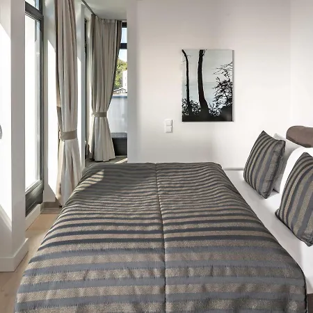 Philine - Penthouse 28 Mit Panoramablick, Pool, & Kamin וילה *