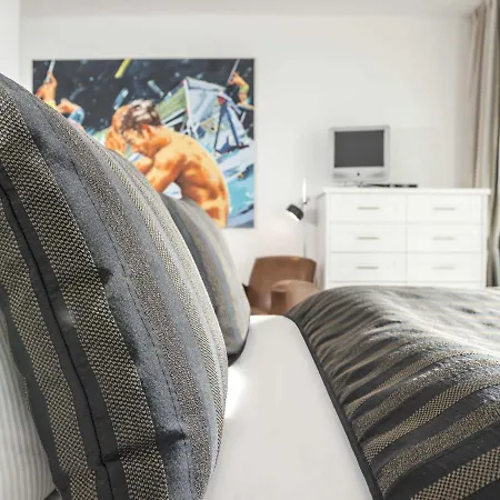 Philine - Penthouse 28 Mit Panoramablick, Pool, & Kamin *