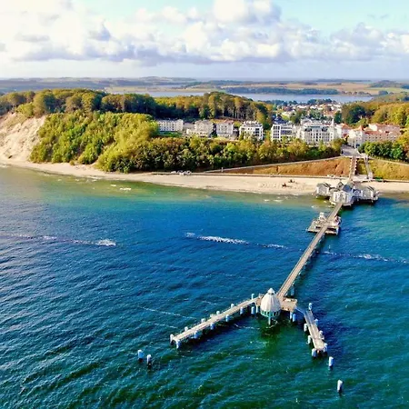 Philine - Penthouse 28 Mit Panoramablick, Pool, & Kamin * Sellin (Rugen)